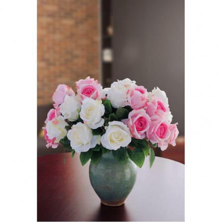 خرید گل مصنوعی با ارزانترین قیمت در بازار شیراز