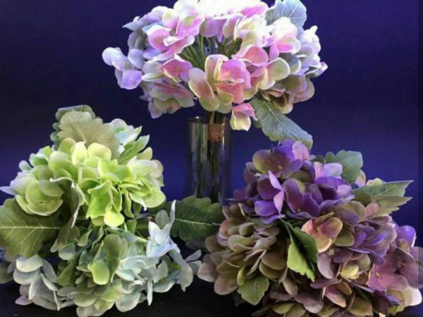 خریدار انواع گل مصنوعی چند طبقه ویژه مجالس عروسی